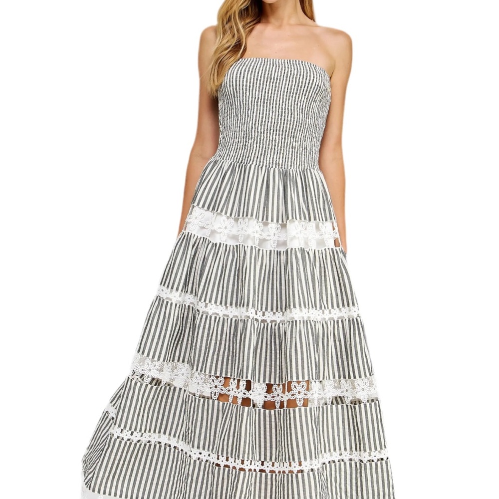 Strut and Bolt eyelet tube dress new with tags size L